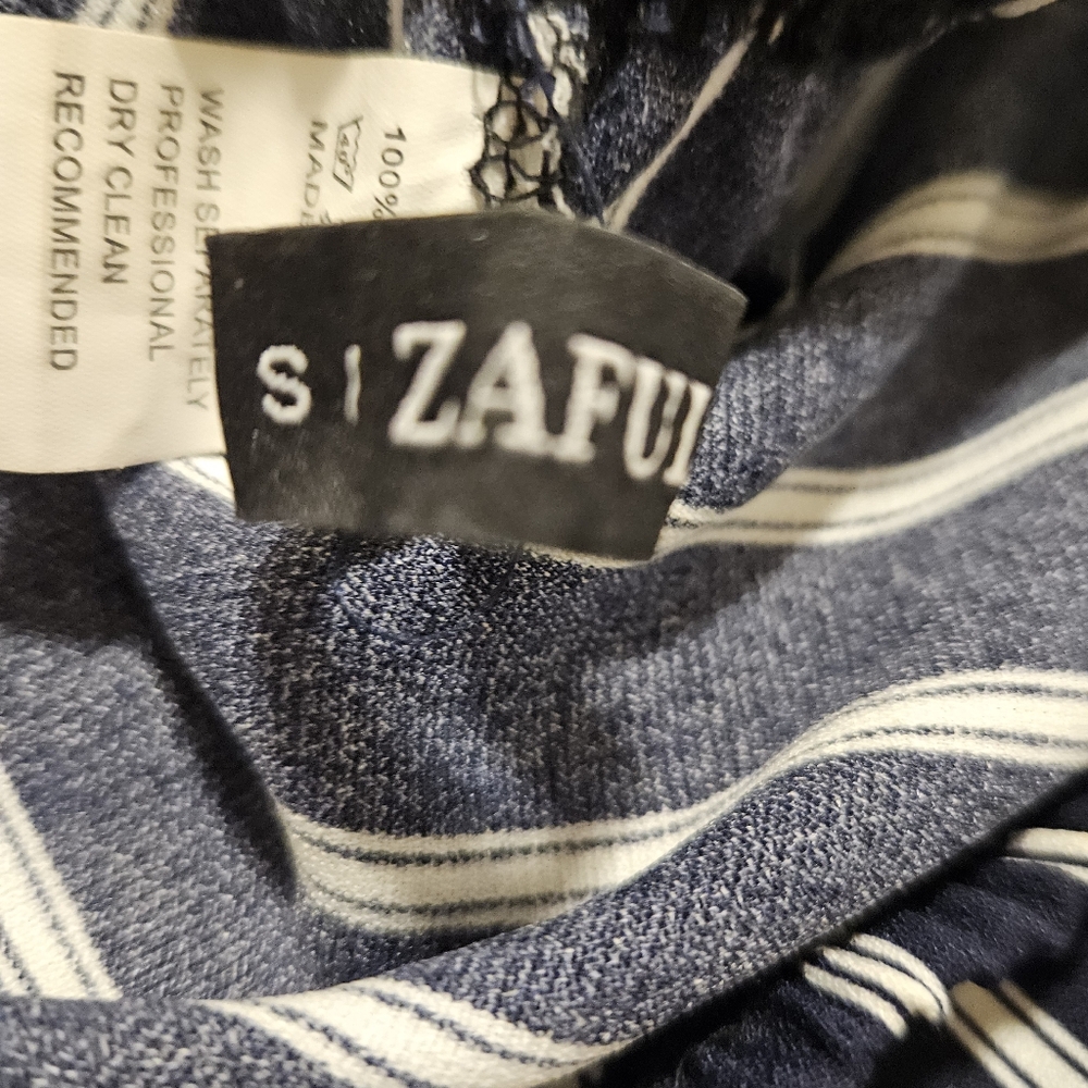 Zaful Blue and White Striped Strapless Jumper